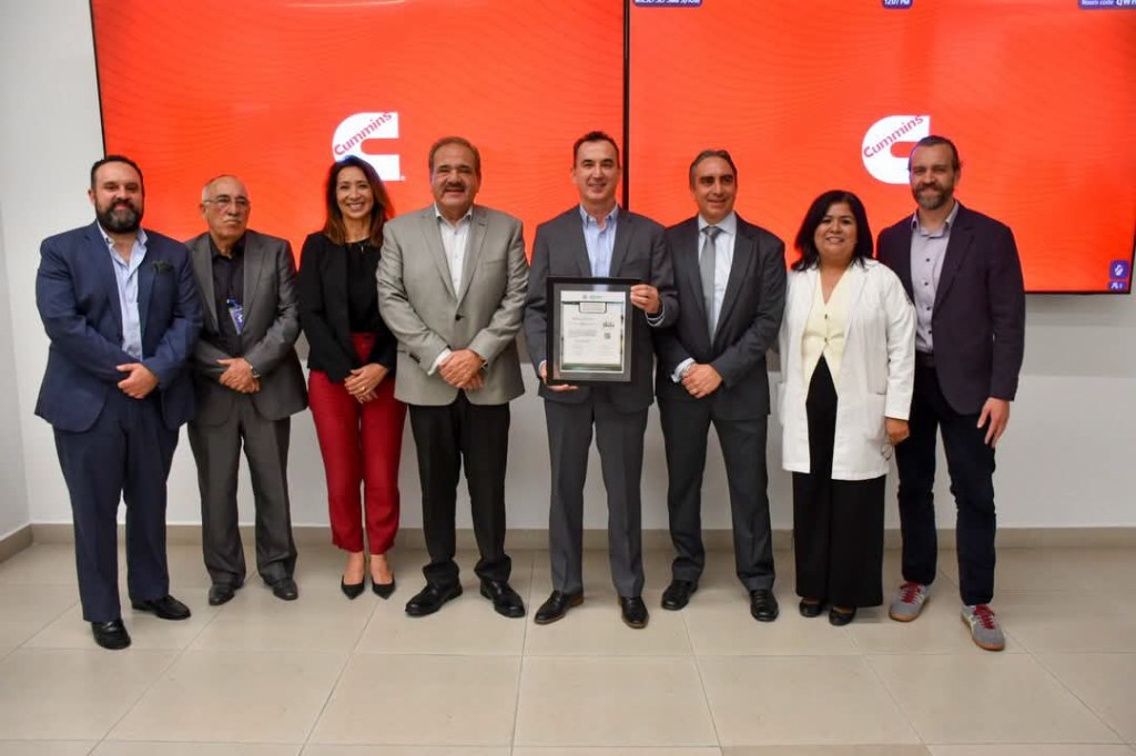 GOBIERNO DEL ESTADO ACOMPAÑA A CUMMINS EN RECONOCIMIENTO POR ENTORNOS LABORALES SEGUROS