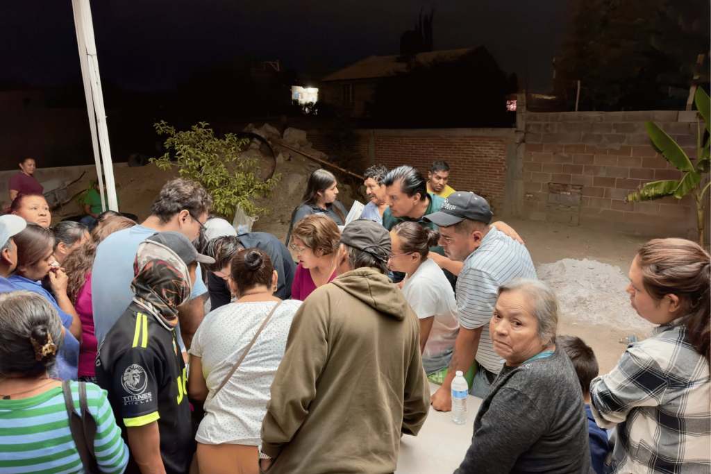 INREVIS MANTIENE ATENCIÓN A FAMILIAS DE LA COLONIA NUEVA CREACIÓN