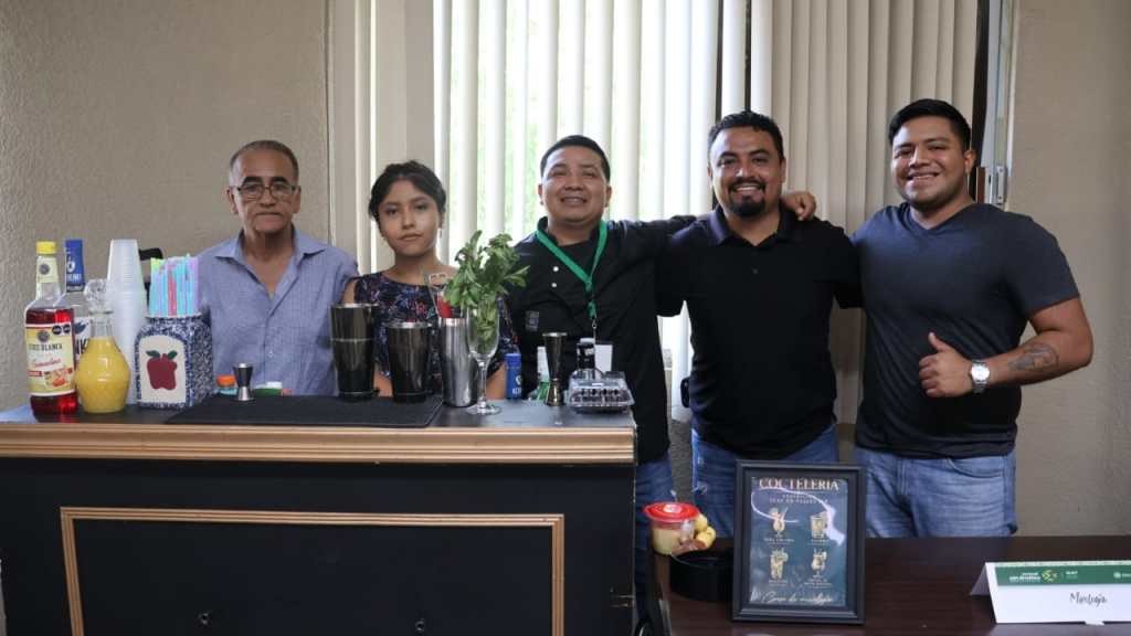 MÁS DE 300 MIL PESOS EN EQUIPAMIENTO AMPLÍAN CAPACITACIÓN LABORAL EN LA HUASTECA