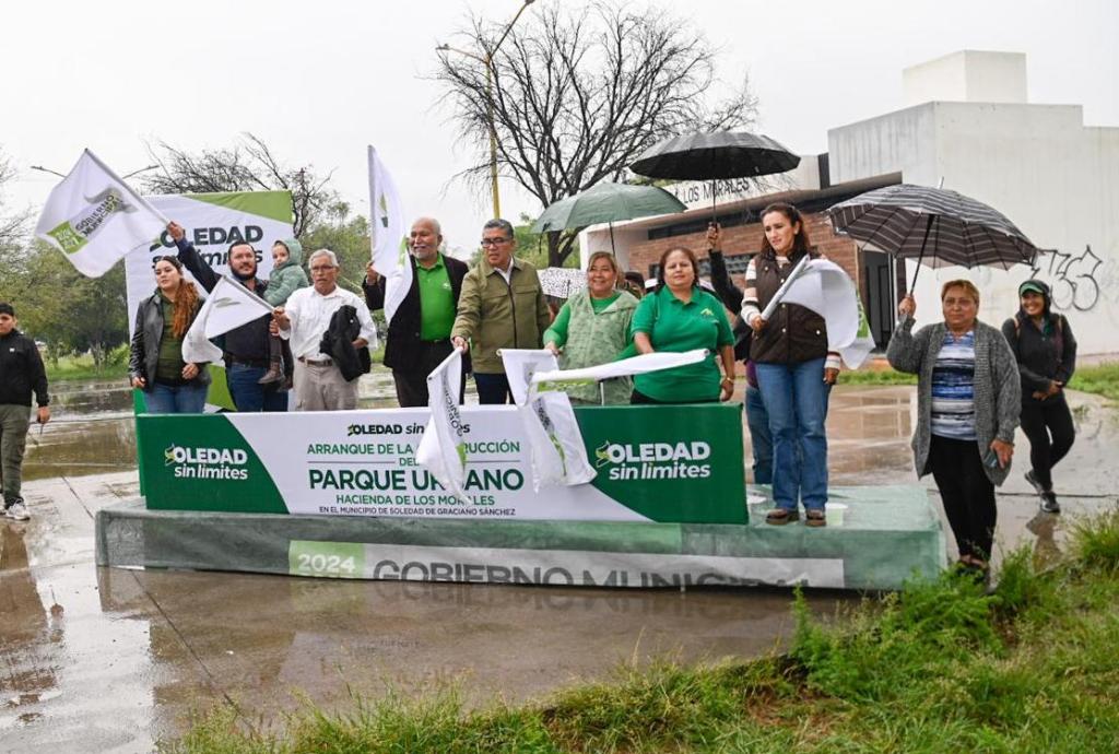 JUAN MANUEL NAVARRO ARRANCA CONSTRUCCIÓN DE NUEVO PARQUE EN HACIENDA DE LOS MORALES