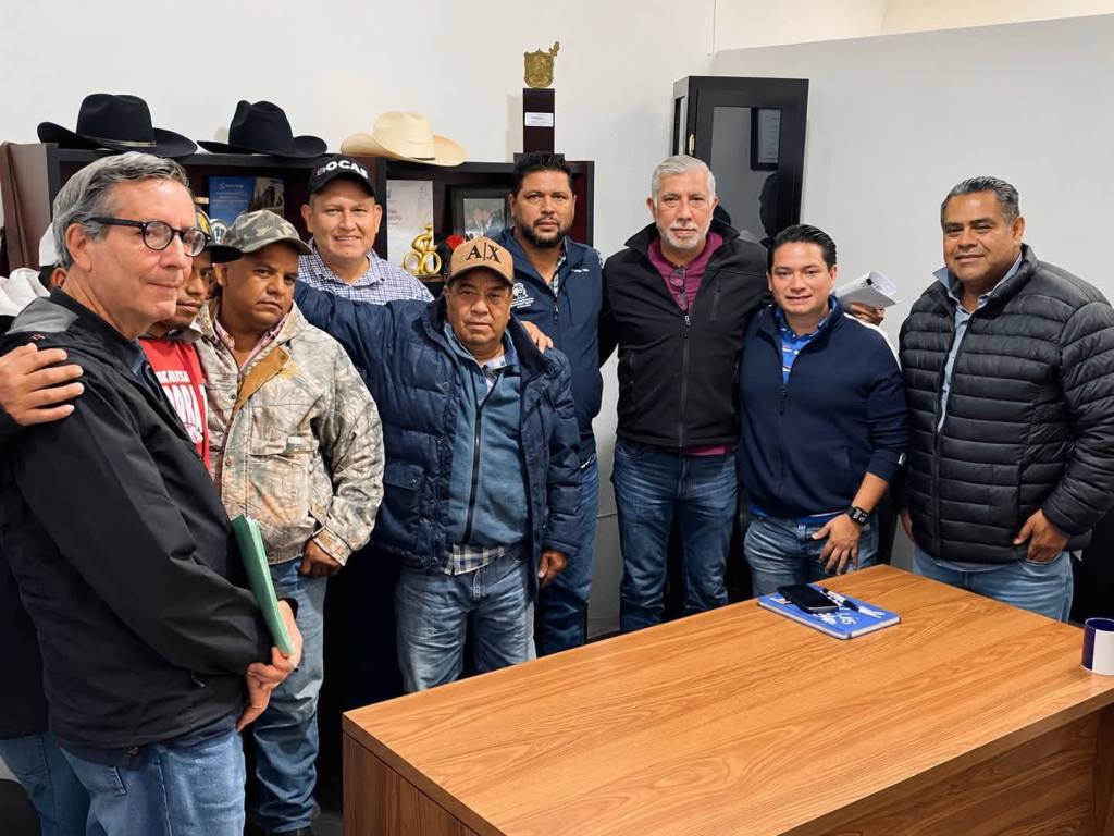 Gobierno Municipal atiende necesidades de agua potable en comunidades de Bocas