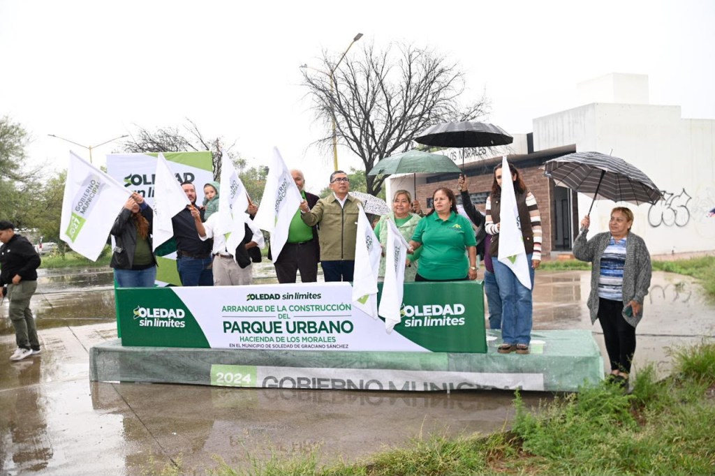 FAMILIAS DE HACIENDA DE LOS MORALES CELEBRAN INICIO DE CONSTRUCCIÓN DEL PARQU URBANO Y RECONOCEN A UN GOBIERNO QUE ESCUCHA Y ATIENDE