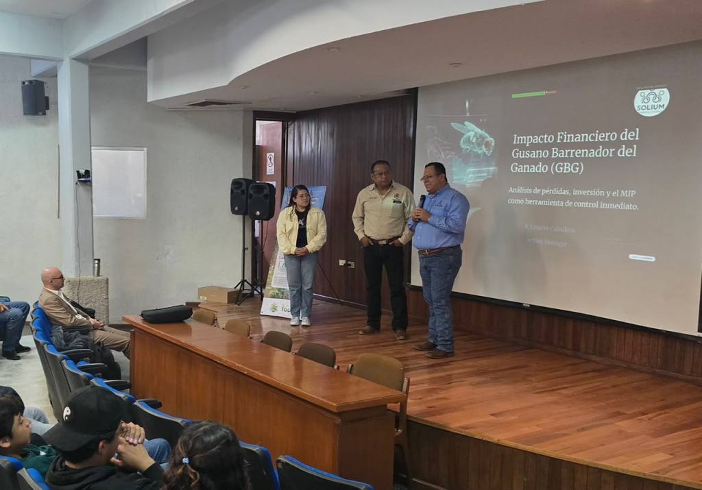 En la UASLP, expertos exponen herramientas tecnológicas para enfrentar el impacto del gusano barrenador