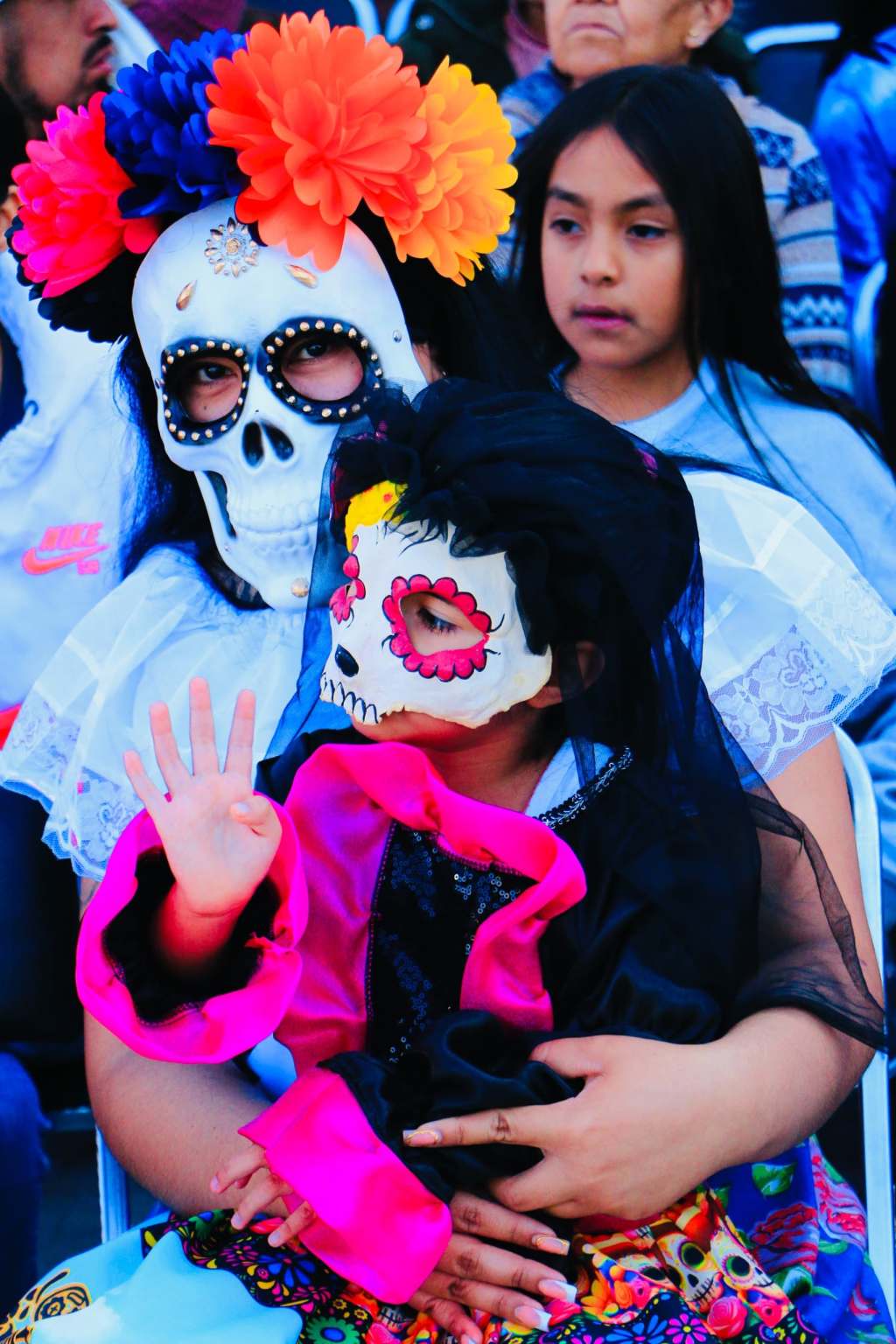 VILLA DE POZOS ABRE ESPACIOS PARA IMPULSAR EL TALENTO Y COMERCIO LOCAL EN DÍA DE MUERTOS