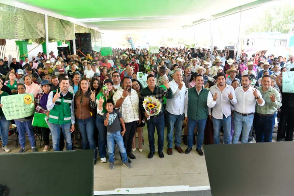 EL GOBERNADOR DEL ESTADO, RICARDO GALLARDO, ARRANCA PAVIMENTACIÓN EN VILLA DE&nbsp;RAMOS