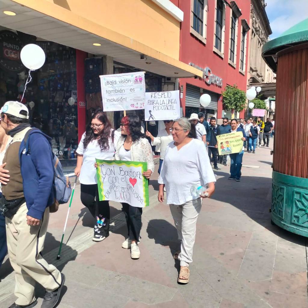 DIF Municipal impulsa la inclusión y autonomía de las personas con discapacidad visual en el Día Internacional del Bastón Blanco