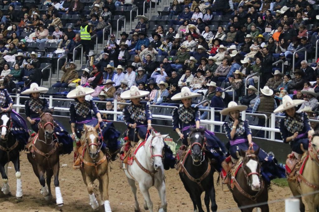 “NITO” ACEVES DESTACA LAS INSTALACIONES DE LA ARENA POTOSÍ
