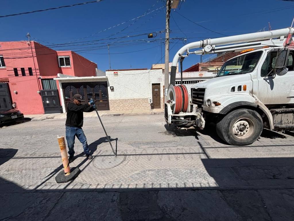 En una semana, Interapas atiende 51 fugas de&nbsp;drenaje