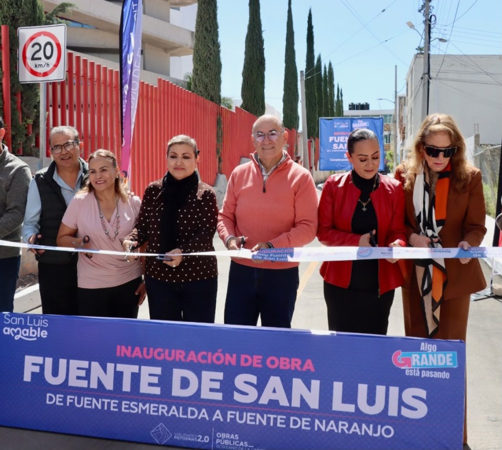 Enrique Galindo entrega nueva pavimentación y destinará más de 200 mdp a obras en colonias