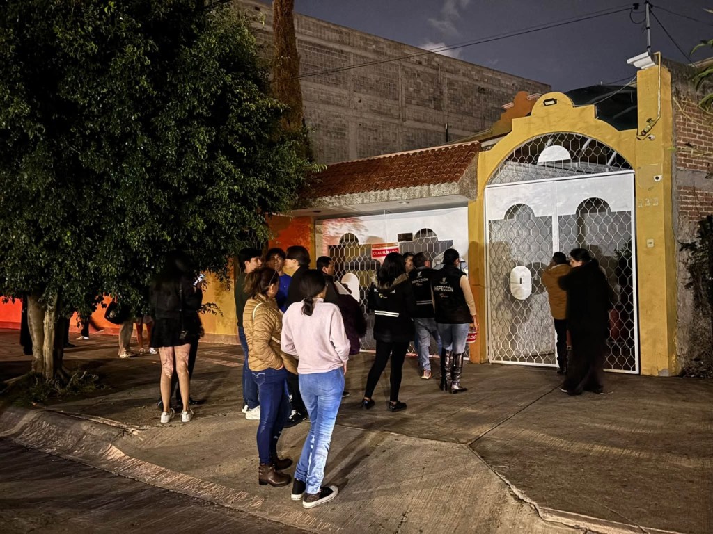 Dirección de Comercio clausura salones de fiestas por eventos clandestinos con alcohol y presencia de menores de edad