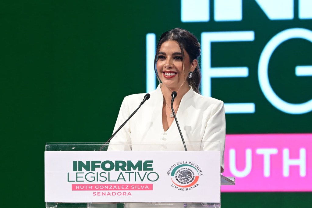 LA SENADORA RUTH GONZÁLEZ SILVA BATE RÉCORD LEGISLATIVO CON MÁS DE 130 INICIATIVAS PARA TRANSFORMAR A SAN LUIS POTOSÍ Y MÉXICO