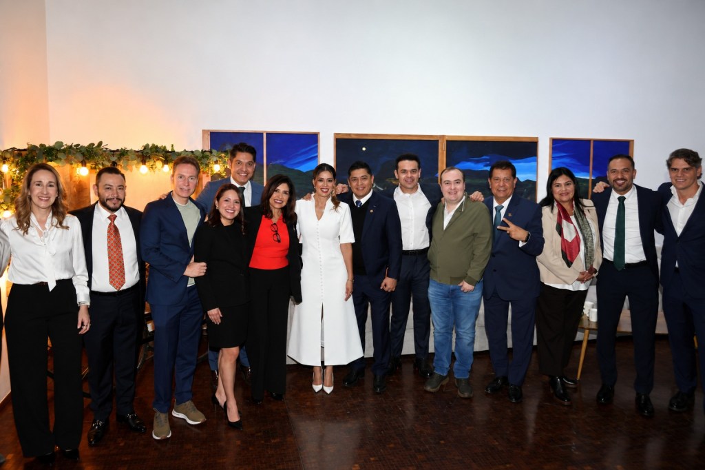 SENADORA RUTH GONZÁLEZ REÚNE A LIDERAZGOS DE TODO EL PAÍS EN SU SEGUNDO INFORME LEGISLATIVO