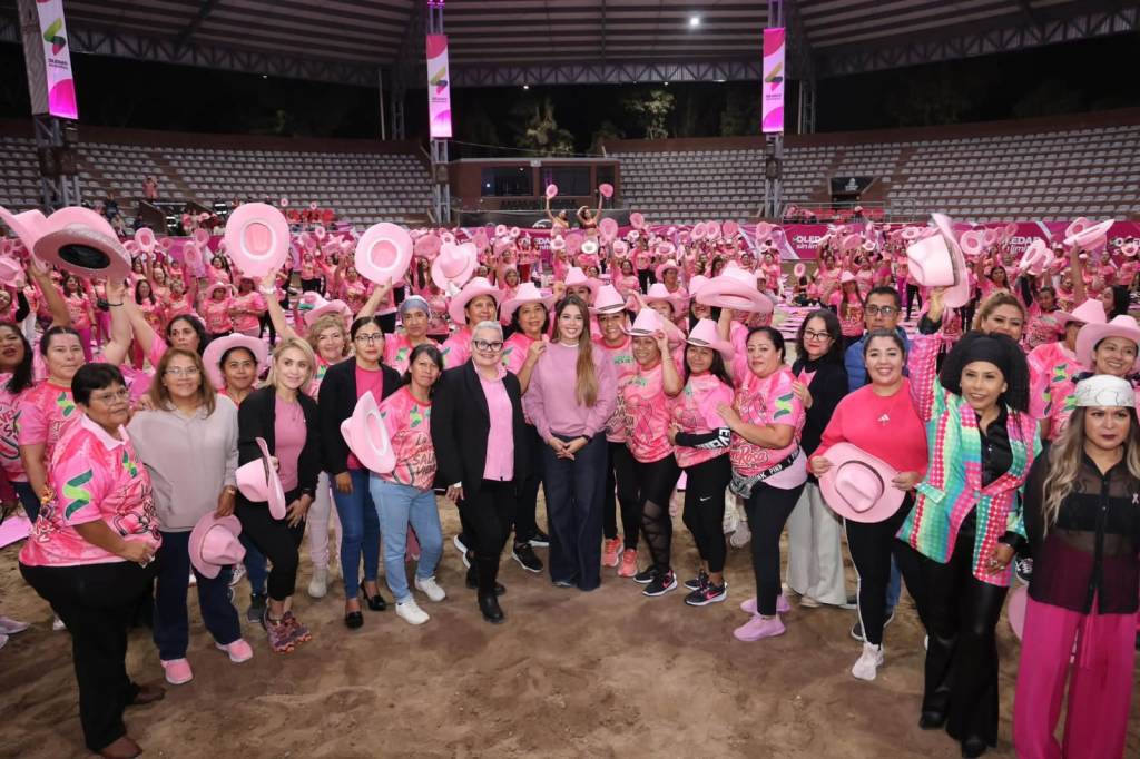 AYUNTAMIENTO DE SOLEDAD REALIZA “PILATES RODEO PINK” CON UN MENSAJE DE ACCIÓN Y CONCIENCIA FRENTE AL CÁNCER DE&nbsp;MAMA