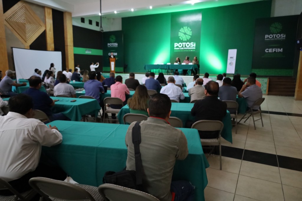 GOBIERNO DEL ESTADO PROMUEVE REDUCIR HASTA TRES MESES TRÁMITES DE TELECOMUNICACIONES