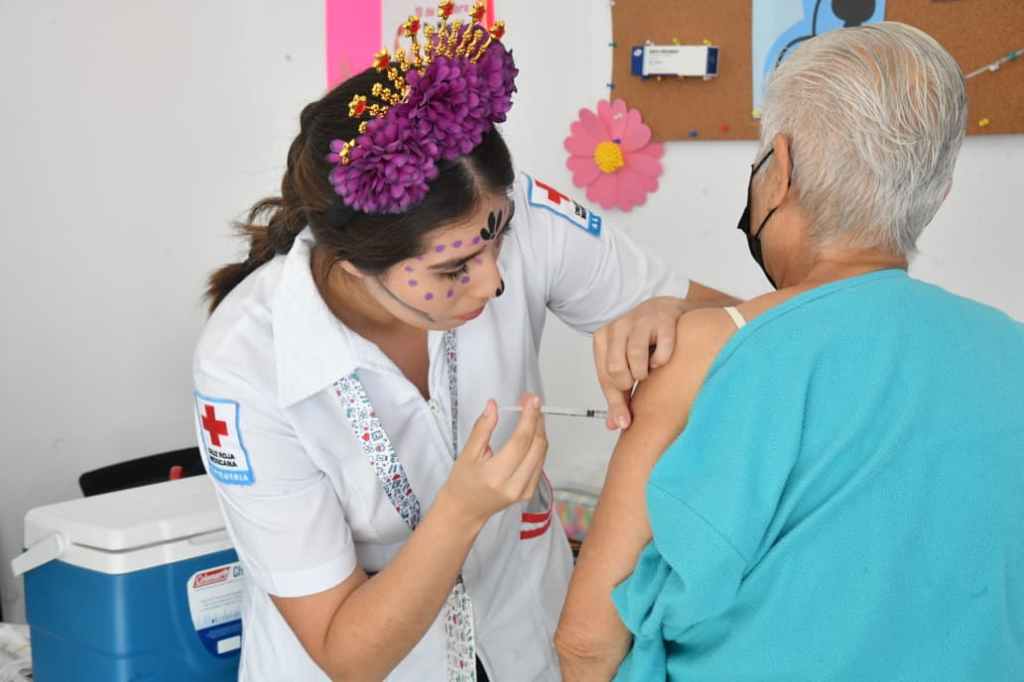 GOBIERNO DE SOLEDAD LLEVA VACUNACIÓN CONTRA COVID 19 E INFLUENZA A LAS COLONIAS