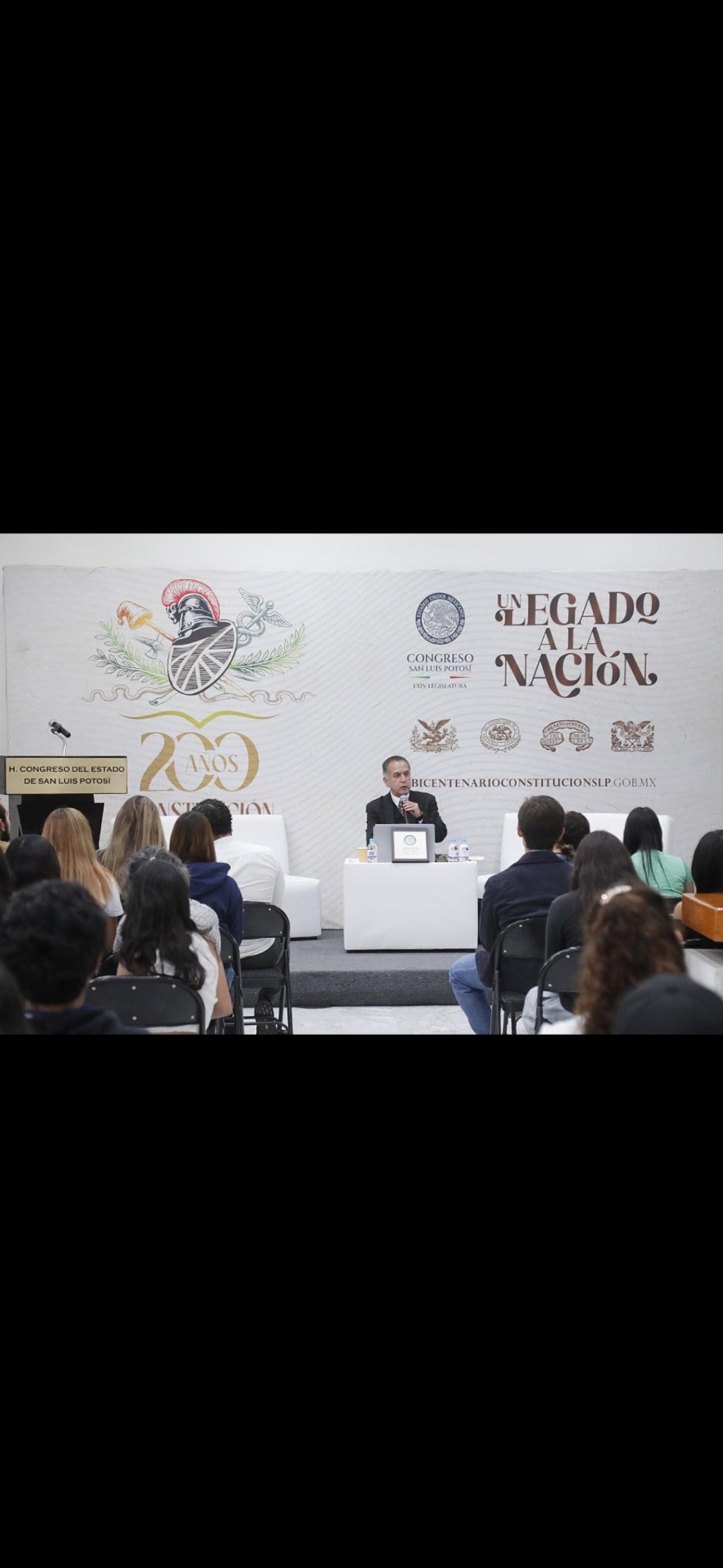 EL CONGRESO DEL ESTADO LLEVÓ A CABO LA CONFERENCIA MAGISTRAL “1826, INFLUJO CONSTITUCIONAL EN LA TRANSICIÓN HACIA LOS ESTADOS, DIVISIÓN DE PODERES Y CONSTRUCCIÓN DEL PODER LEGISLATIVO”.