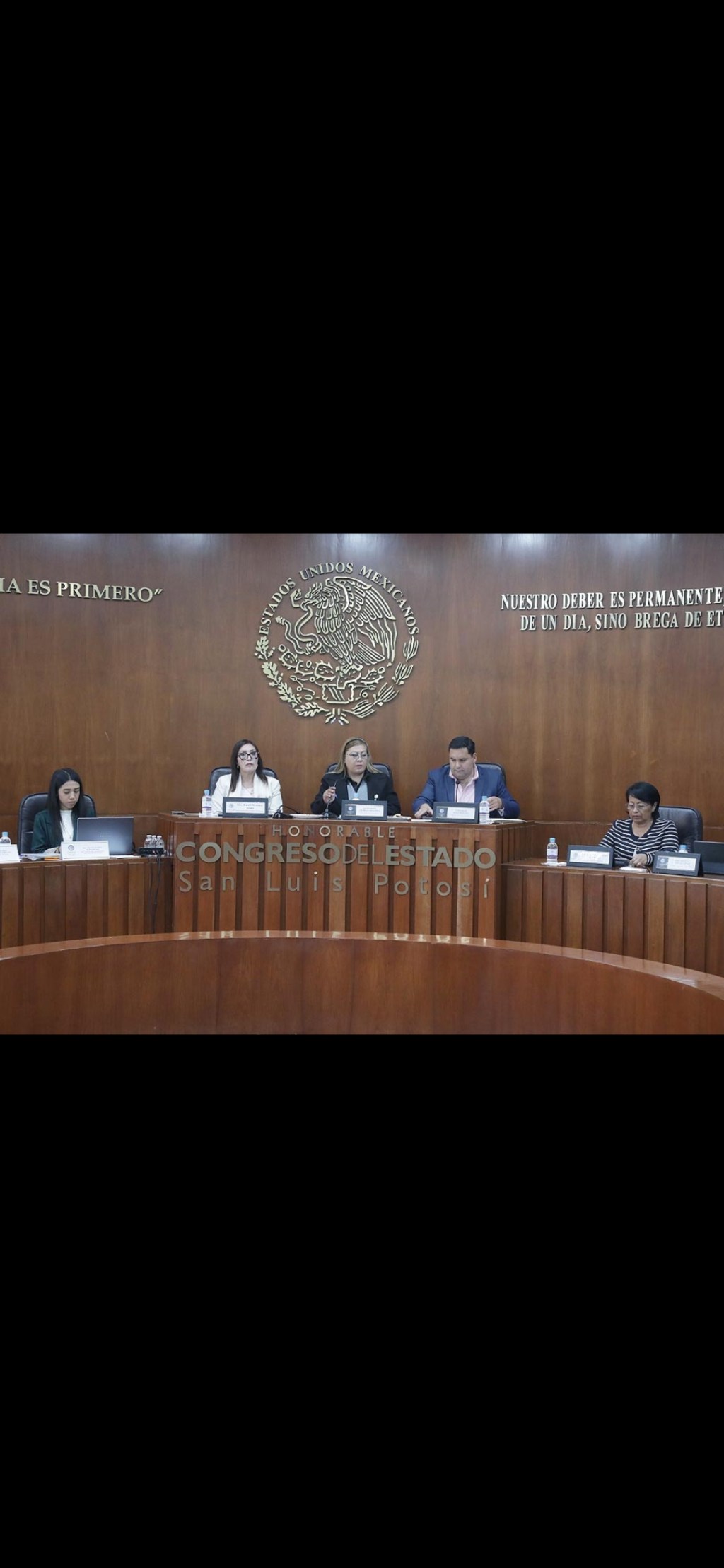 COMPARECE LA TITULAR DE LA SECRETARIA DE COMUNICACIONES Y TRANSPORTES DEL GOBIERNO DEL ESTADO, ARACELI MARTÍNEZ&nbsp;ACOSTA